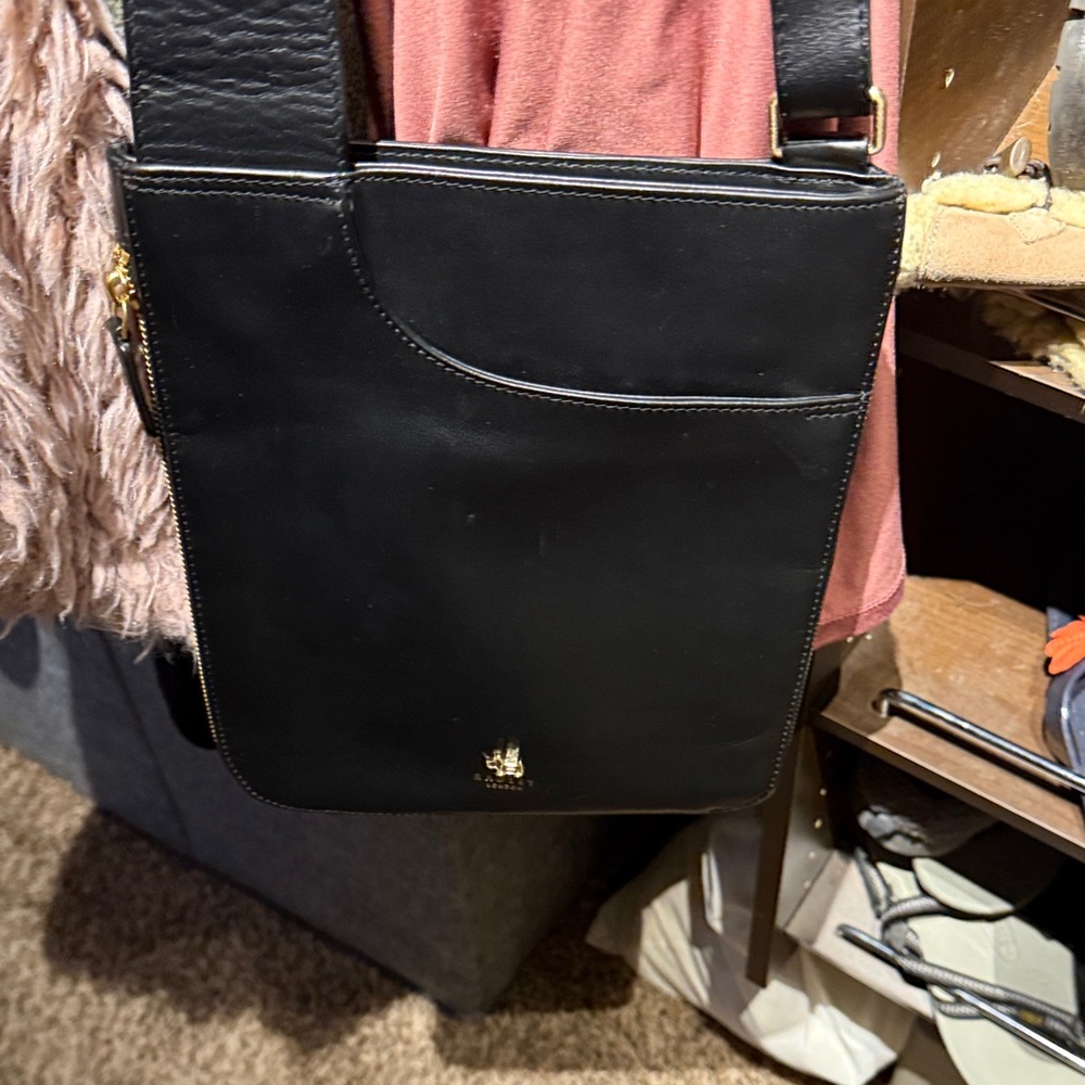 RADLEY LONDON Black Leather Crossbody Bag with Gold Hardware